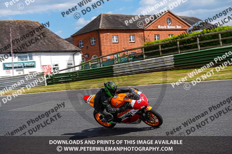 enduro digital images;event digital images;eventdigitalimages;mallory park;mallory park photographs;mallory park trackday;mallory park trackday photographs;no limits trackdays;peter wileman photography;racing digital images;trackday digital images;trackday photos